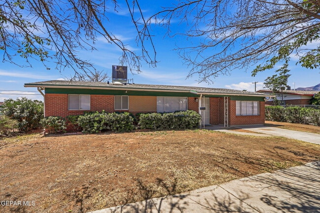 Photo - 5704 Sage Ct