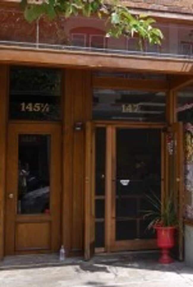 Building Photo - 145 E Front St Unit 145 E Front Street A