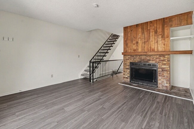Photo - 17649 E Loyola Dr
