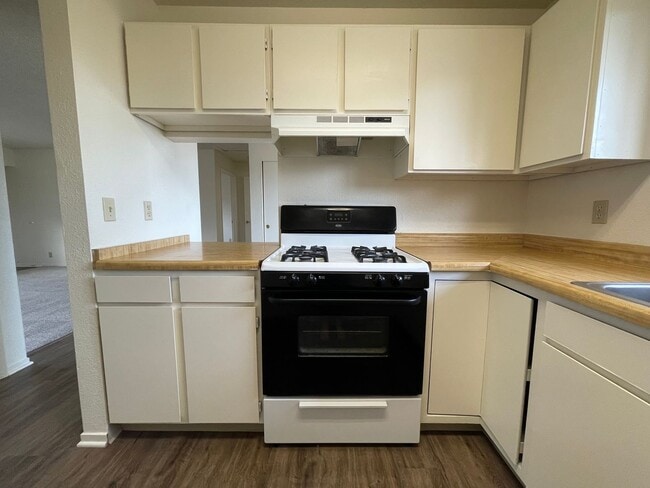 Building Photo - 9339-33 Musselman Dr. Unit 9339-33