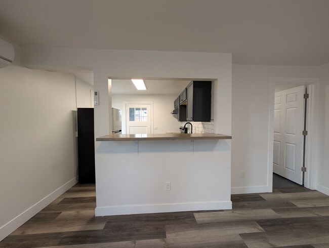 Photo - NW 9th &amp; Furnish Duplex Unidad 421 NW 9th St