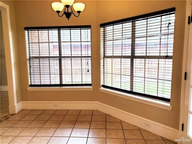 Photo - 16 Wisteria Ave