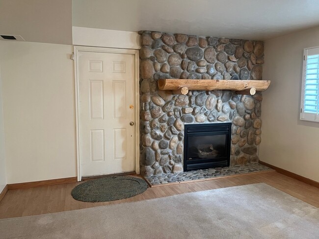 Photo - 2409 Newcastle Dr