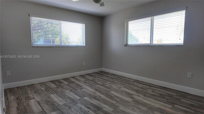 Photo - 220 SW 80th Ave Unit 220