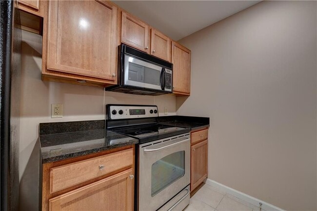 Photo - 3040 Peachtree Rd Unidad 813