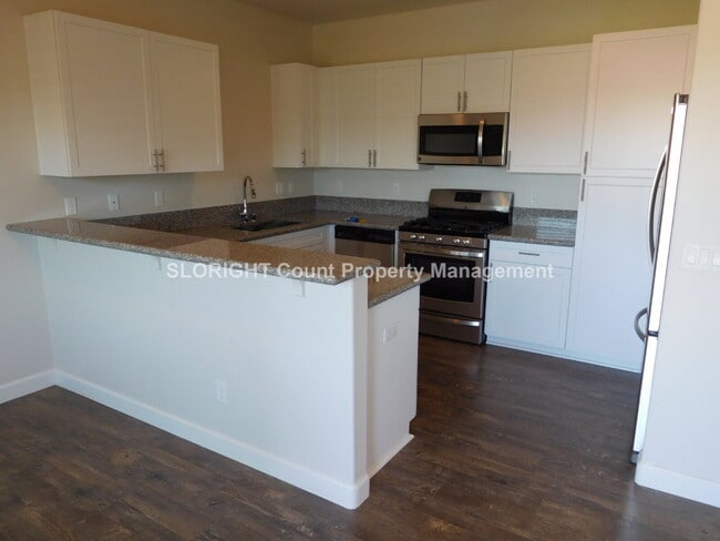 Photo - AVAILABLE SEPTEMBER - Modern Townhome in SLO - 3 Bed / 2.5 Bath