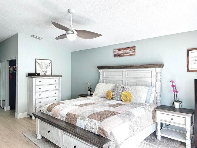 Photo - 15072 Corby Ct