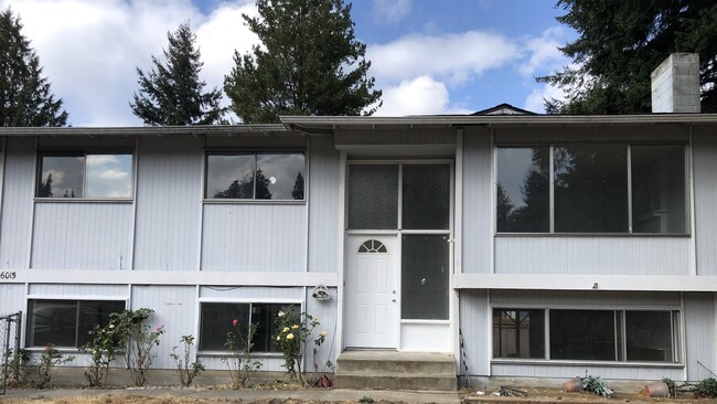 Building Photo - 6015 138th St SE