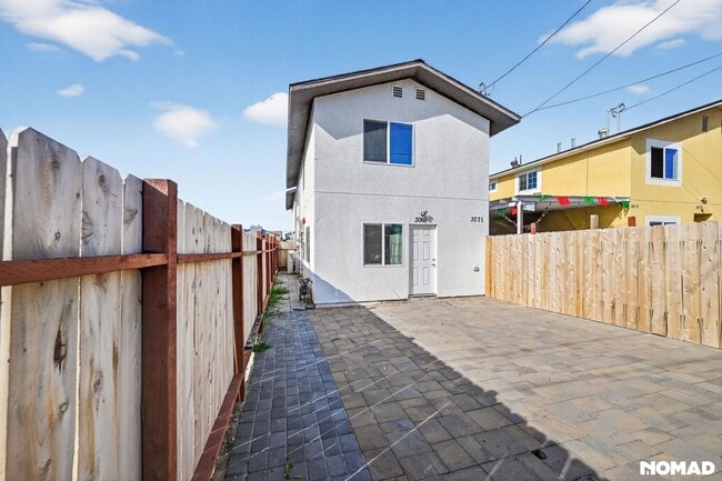 Photo - 3069 40th St