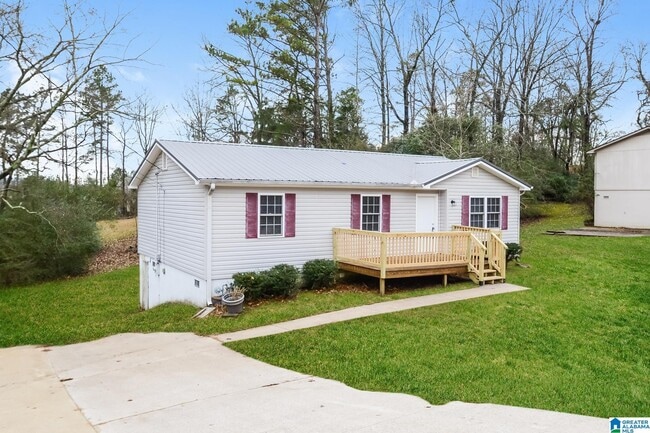 Photo - 1003 Oak Blvd