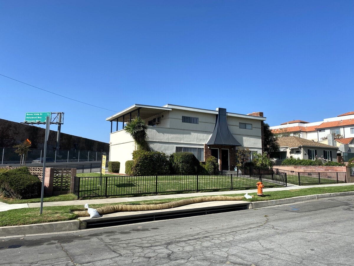 Photo - 1709, 1711 Landis Street