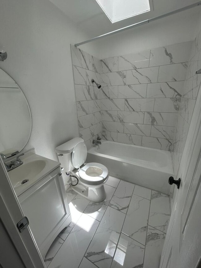 Photo - 153 Walnut Dr