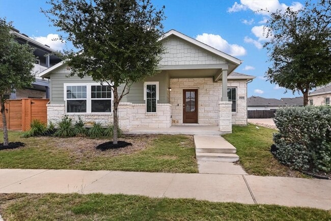 Building Photo - 8501 Looksee Ln