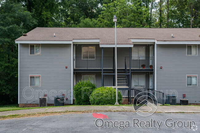 Building Photo - 1600 14th Ave E Unit Apt 21