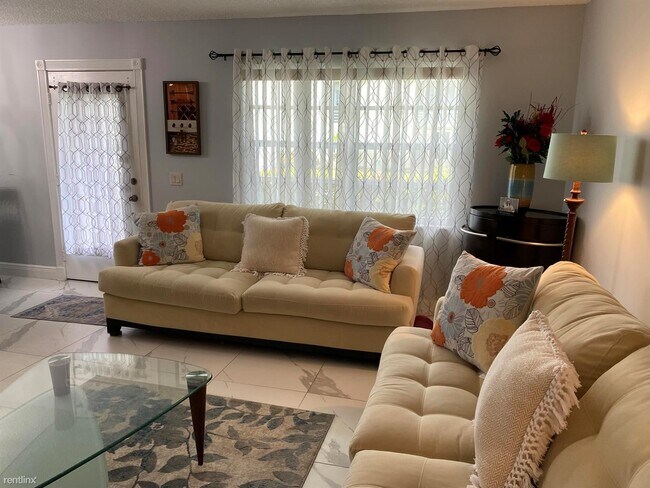 Photo - 2 br, 2 bath Condo - 579 Normandy M