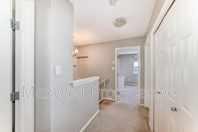 Photo - 9135-9213 213 St NW