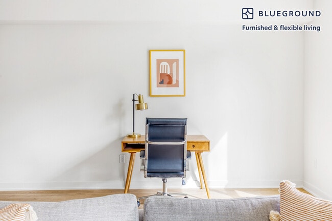 Photo - 11000 NE 10th St Unidad FL2-ID330