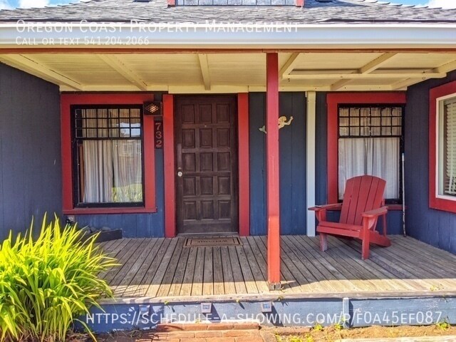 Photo - 732 NW 2nd Ct