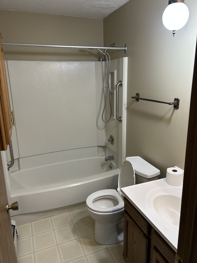 Photo - 54 Carter Cir Unit 2