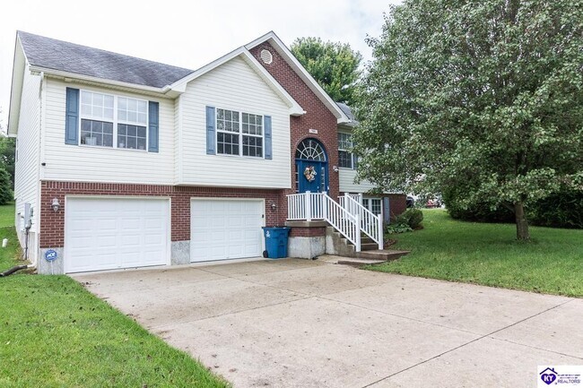 Building Photo - 705 Wandering Way Rental