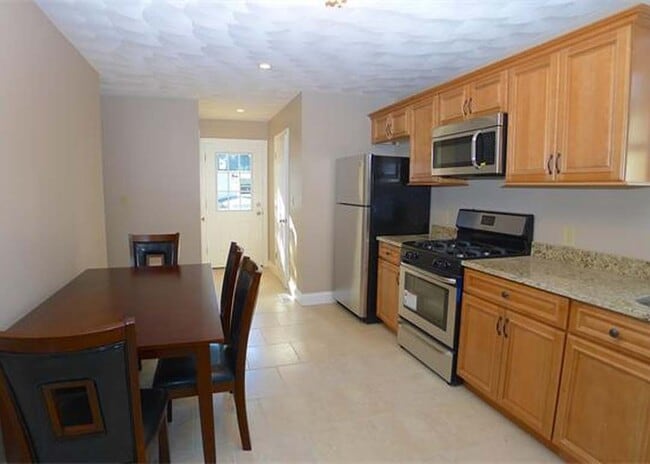 Photo - 15 Dalton Ct