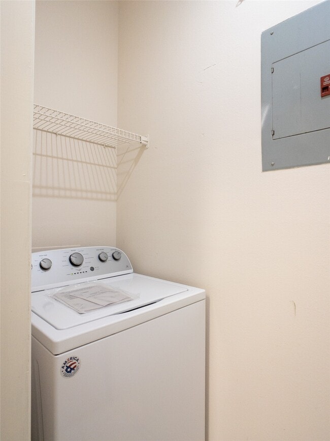 Photo - 6500 Harbor Town Dr Unit 3205