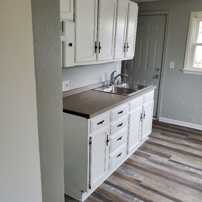 Photo - 2BDRM HOUSE FOR RENT