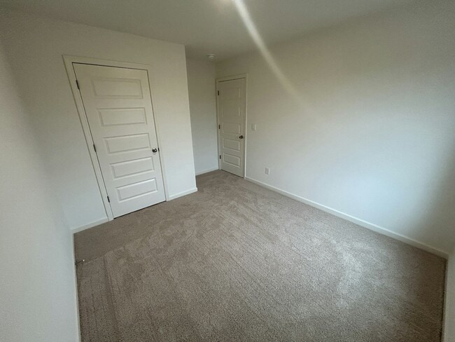 Photo - 309 Oakmont Cir