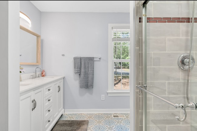 Photo - 6825 Fieldwood Rd