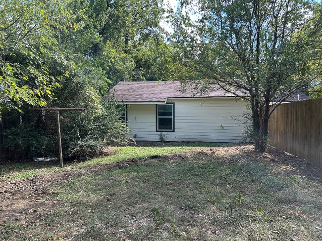Photo - 5605 Hiett Ct