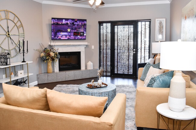 Fountaine Bleau Central Landing