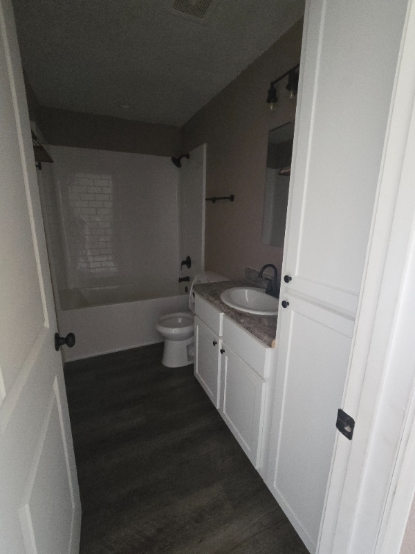 Photo - 2015 E Canal St Unidad B