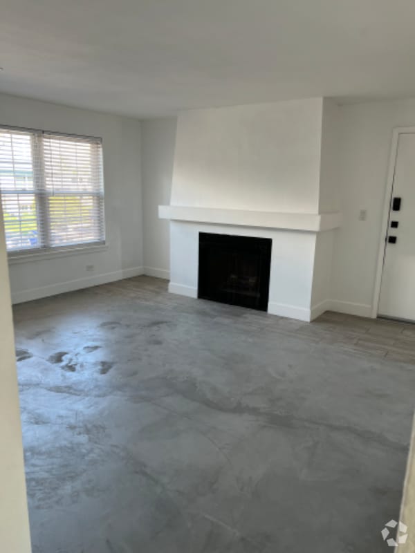 Building Photo - 9110 E Girard Ave Rental