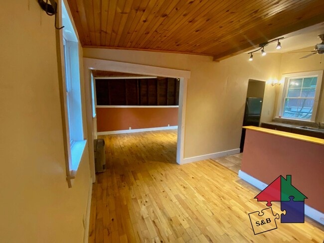 Photo - 18 Hubbard St Unidad #3