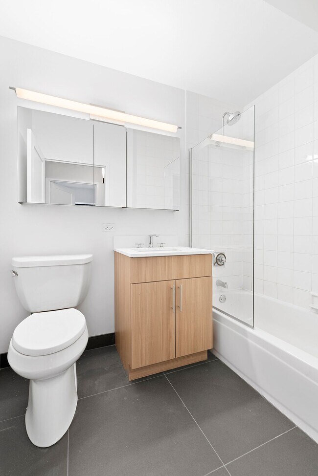 Photo - 200 East 87th Street