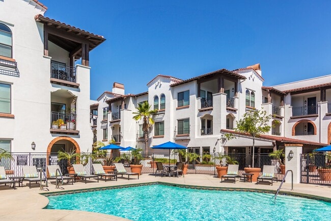 San Sebastian | 55+ Active Adult Apartments