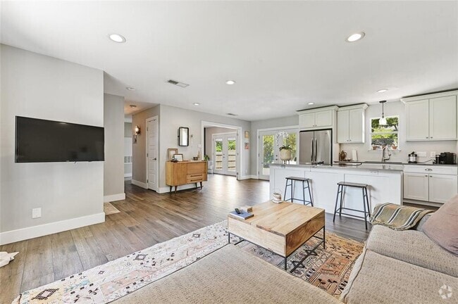 Building Photo - 2313 Aldford Dr Rental