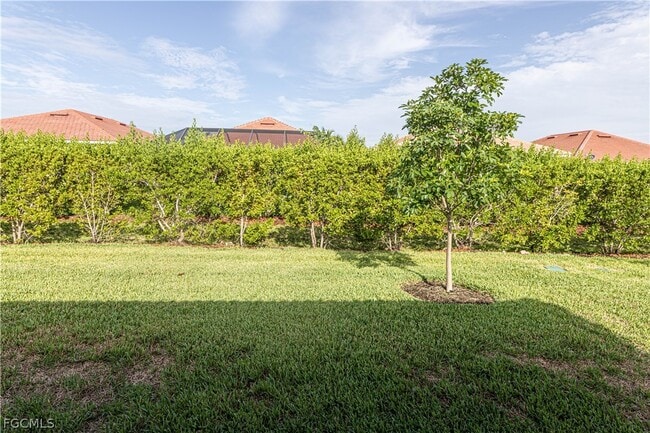 Photo - 4431 Dutchess Park Rd