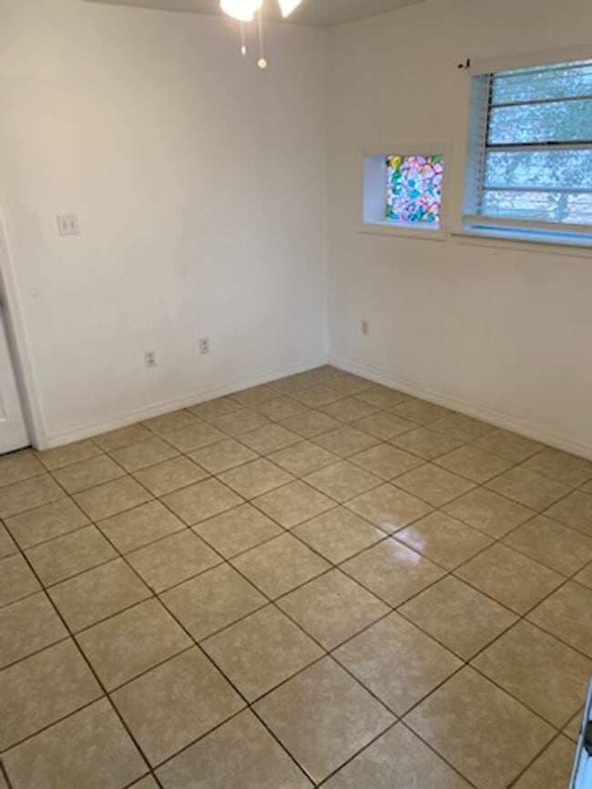 Photo - Available NOW! *PET FRIENDLY*