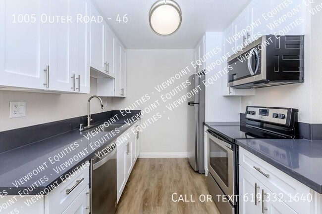 Building Photo - 1005 Outer Rd Unit 46