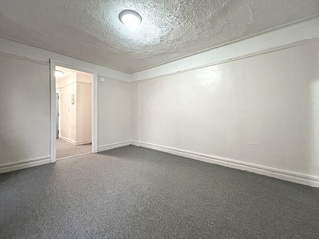 Photo - 2507 Cruger Ave Unidad 16S