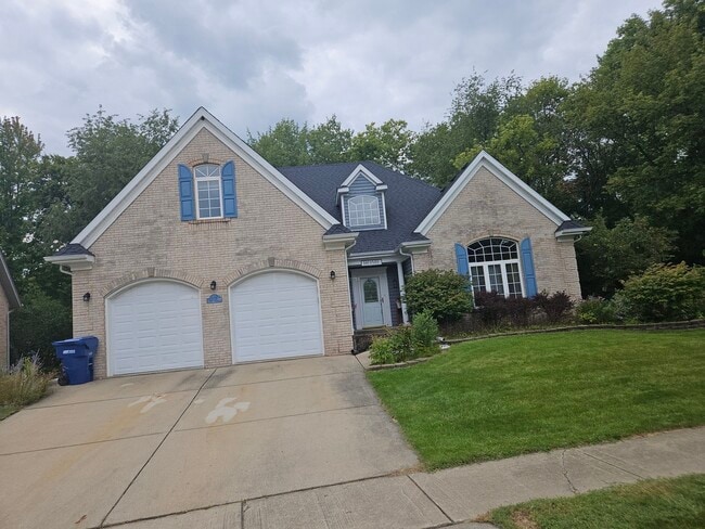 Building Photo - 688 Fox Hollow Ct Rental
