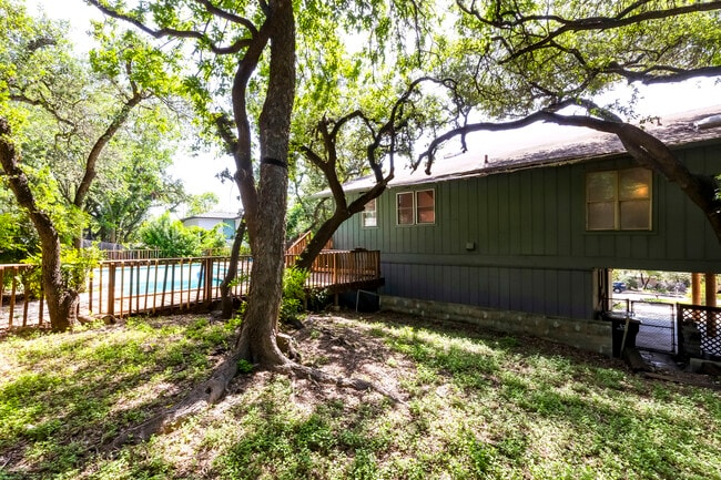Photo - 208 Westhaven Dr