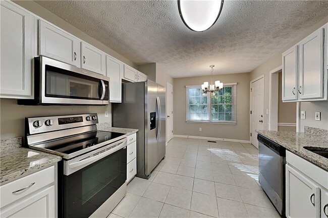 Photo - 300 Austin Dr