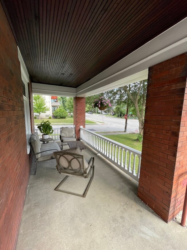 Photo - 2860 Erie Ave Unit 1