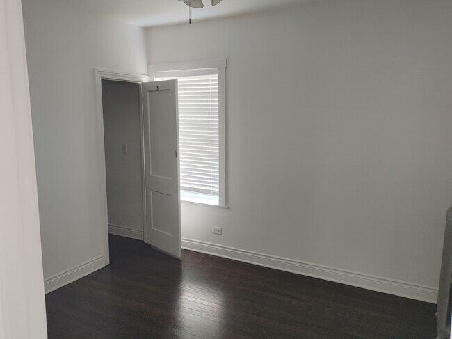 Photo - 5019 W Agatite Ave Unidad 1