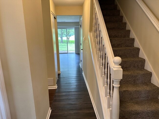 Photo - Townhome in Ballwin!!