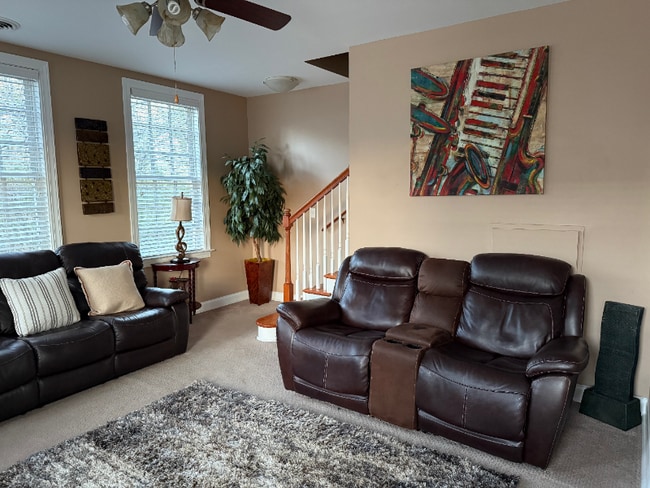 Photo - 312 Long Pointe Ln