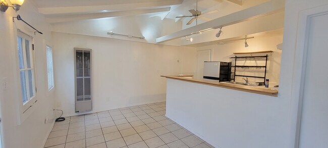 Living room / kitchen - 6070 Old Redwood Hwy Unit C