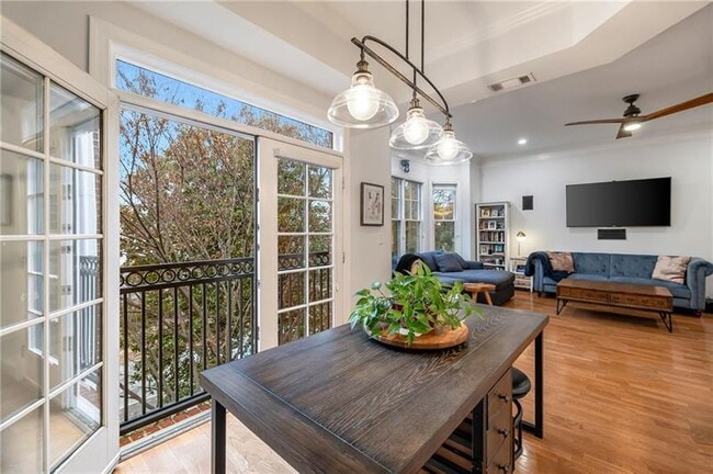 Building Photo - 850 Piedmont Ave NE Unit 3323